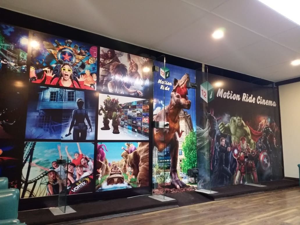 Removable 9D 7D Movie Theater With Hydraulic , Electric Motion System