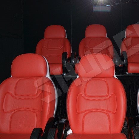 Amazing Experience 7D Interactive Motion Theater For Iron Box With Poster Outdoor Removable In Amusement Places